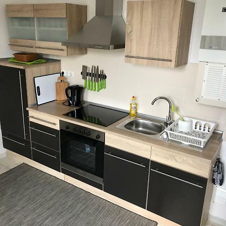 Ferienwohnung Mit Warnowblick รอสต็อค ภายนอก รูปภาพ